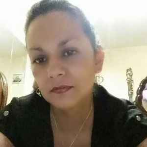 Meet your Posher, Gina